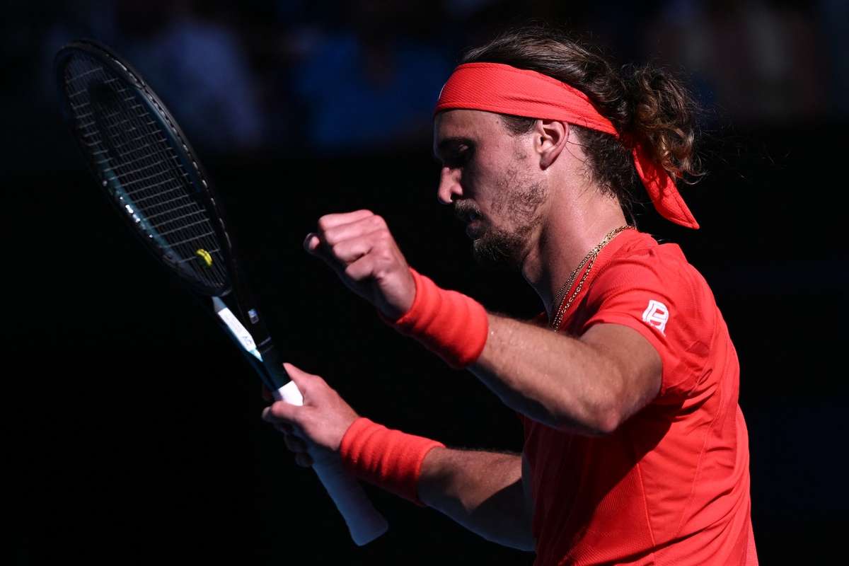 Tracker Tenis Zverev il invinge pe Tommy Paul Badosa o invinge pe Gauff si ajunge in semifinale la Melbourne