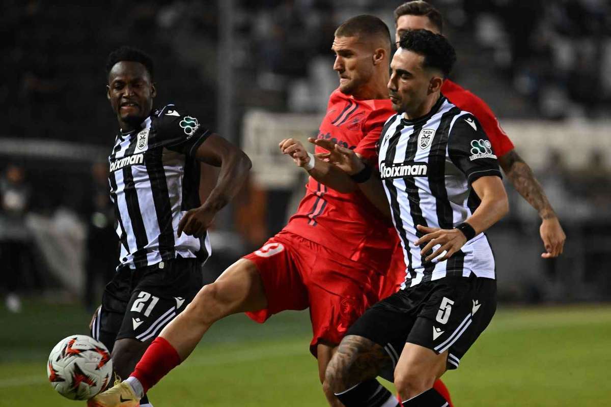 FCSB vinde bilete pentru returul cu PAOK in play off ul Europa League