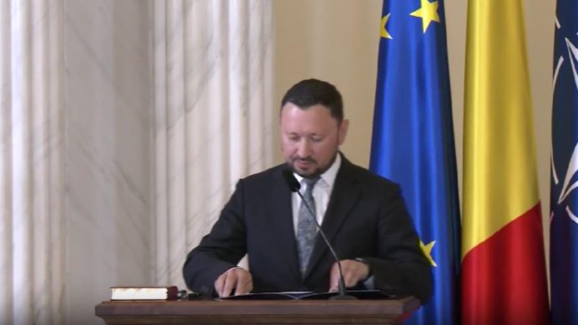 Fechet incearca sa elimine bonusurile mari de la Romsilva