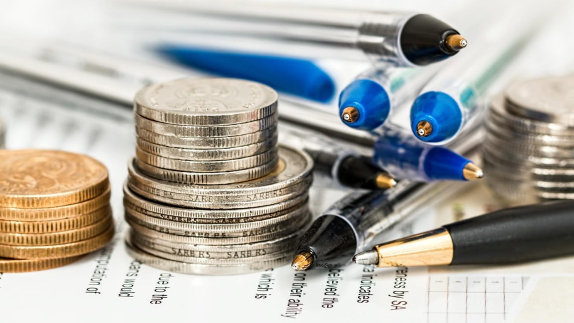 Avertisment economist Fara reducerea cheltuielilor deficit peste 10 la suta