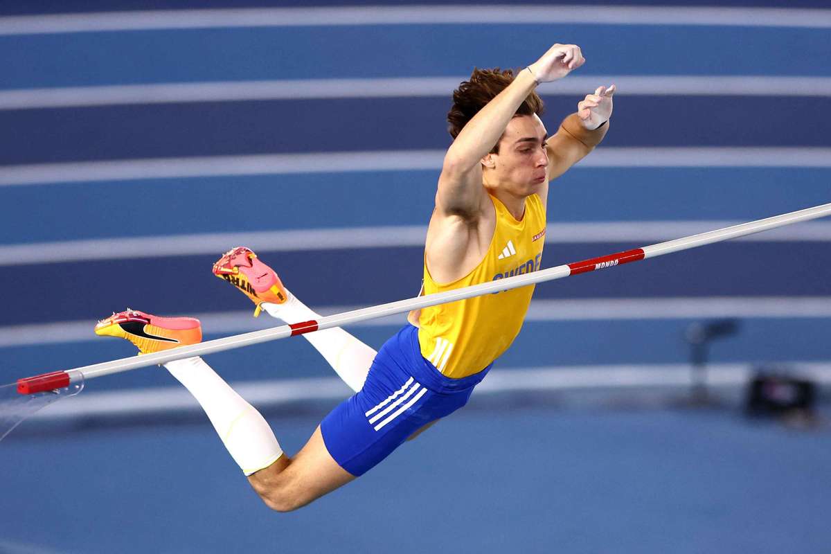 Duplantis castiga al treilea aur mondial consecutiv