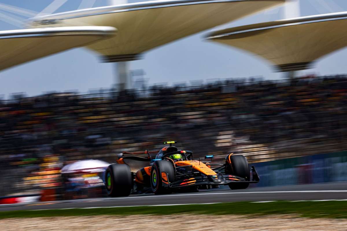 Lando Norris cel mai rapid la antrenamentele din China