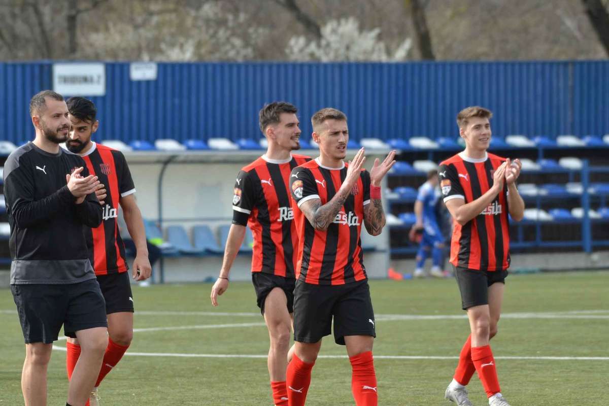 Metaloglobus incepe prost playofful Ligii a 2 a Victorie clara pentru CSM Resita