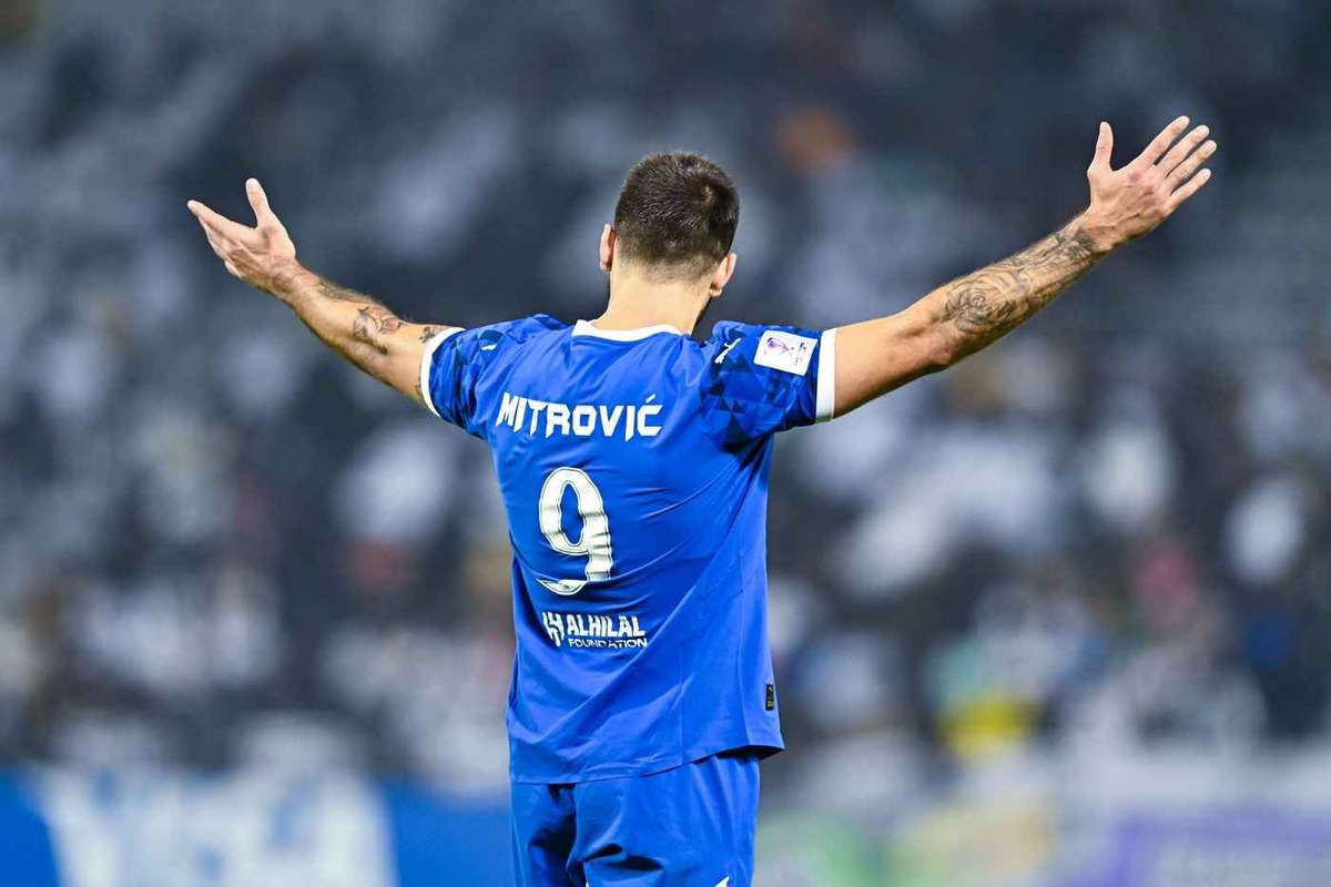 Mitrovic rateaza antrenamentul Al Hilal din cauza ritmului cardiac neregulat