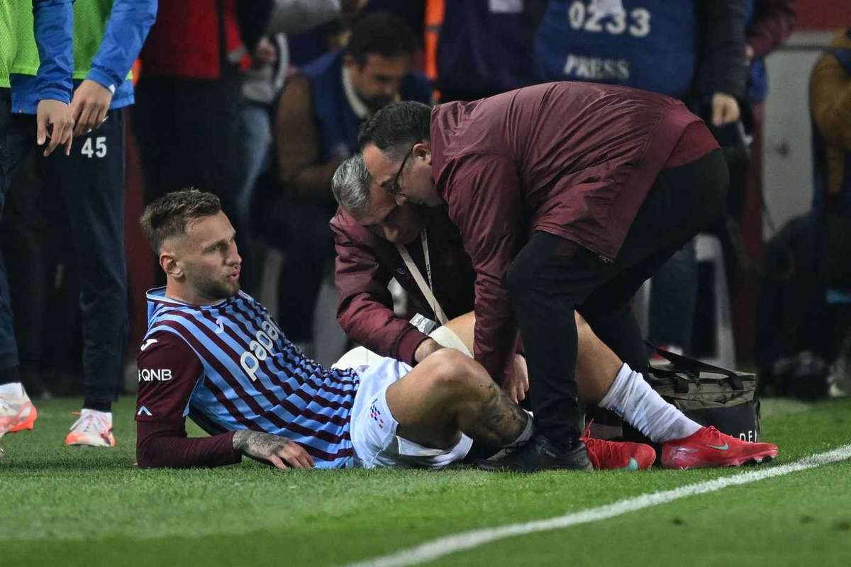 Cosmar pentru Denis Dragus Atacantul sa accidentat din nou la Trabzonspor