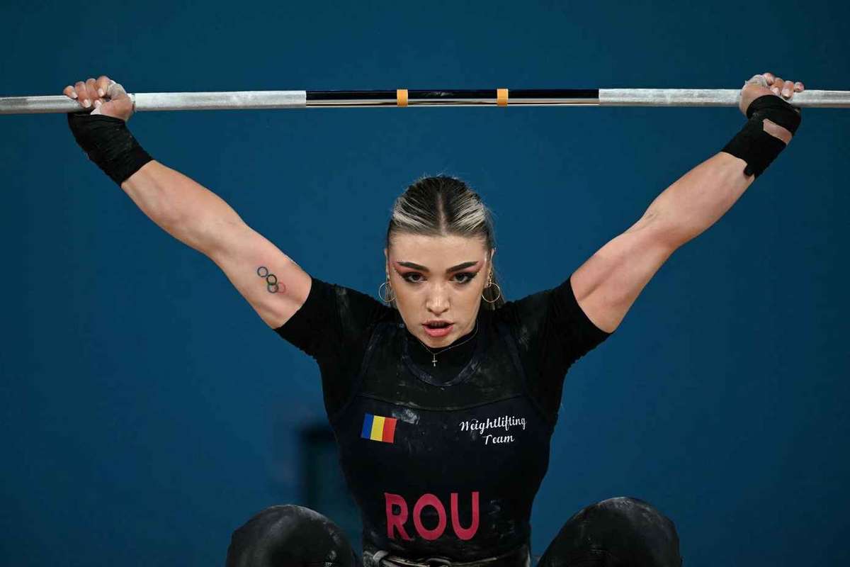 Mihaela Cambei a luat trei aur la Europene haltere