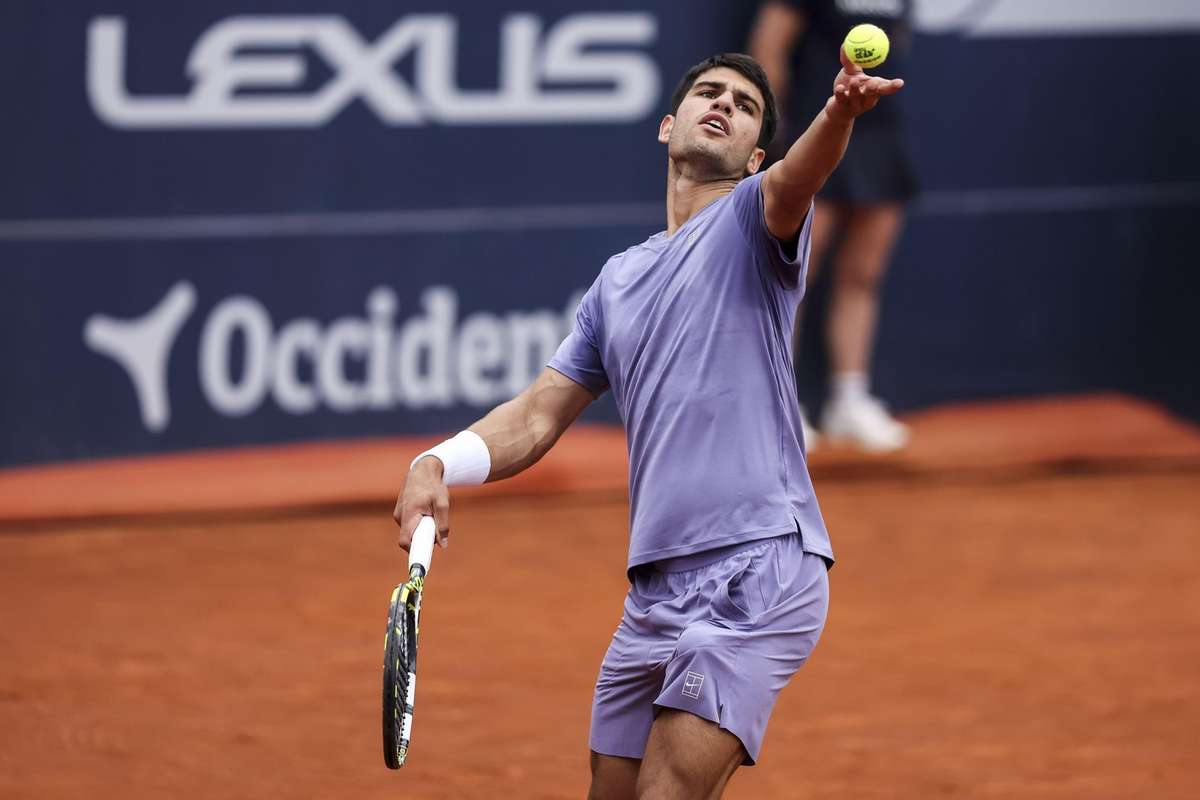 Tracker Tenis Carlos Alcaraz in sferturi la Barcelona Rublev eliminat