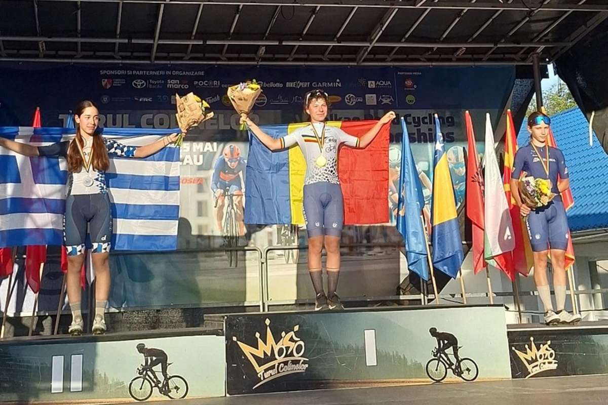 Dragos Cioclin si Mara Persoiu campioni balcanici la ciclism juniori