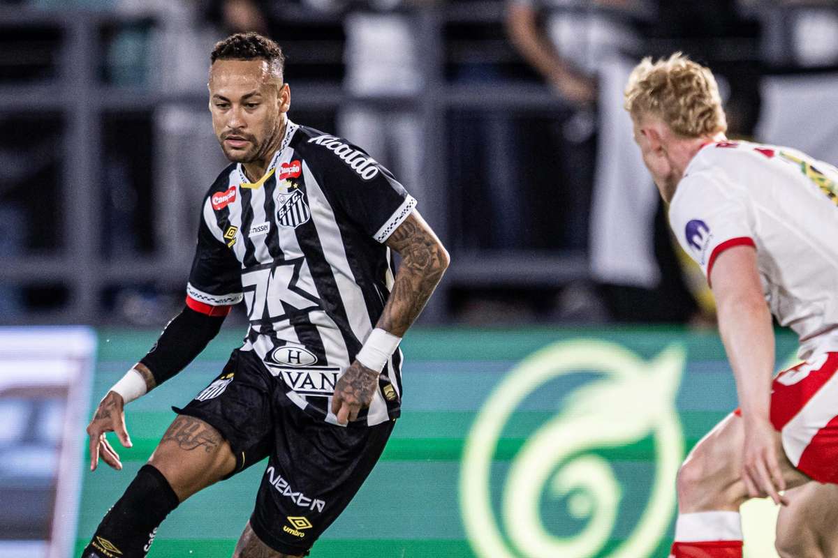 Neymar a evitat sa discute despre viitorul sau la Santos
