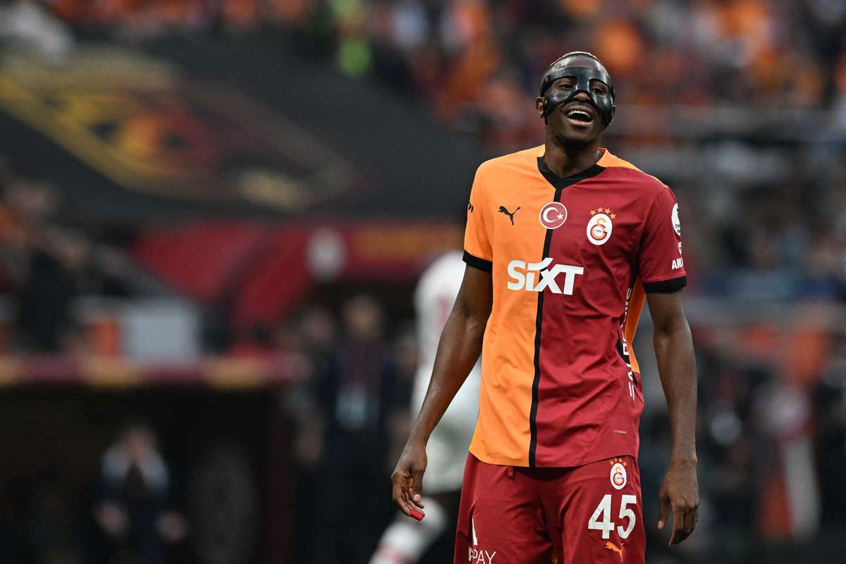 Victor Osimhen negociaza cu Al Hilal dupa refuzul Juventus