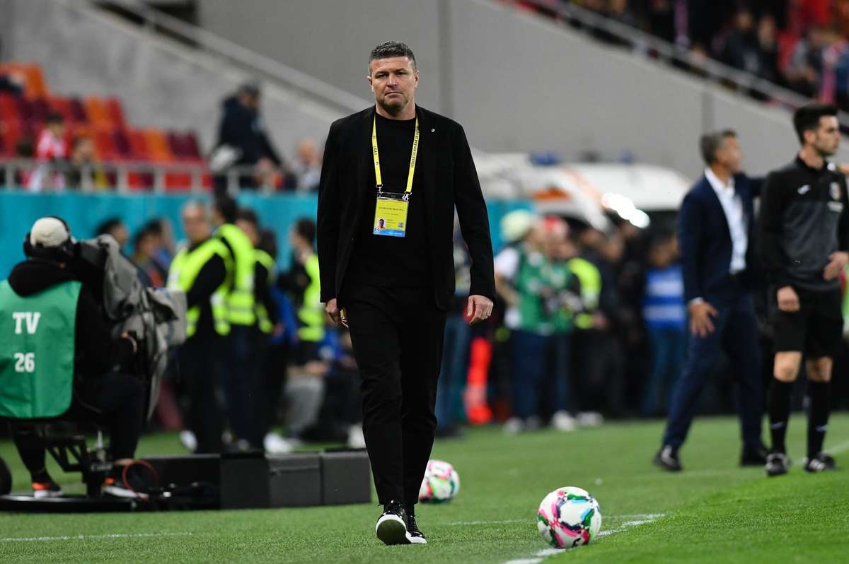 Daniel Oprita ramane la Steaua nu la Sepsi