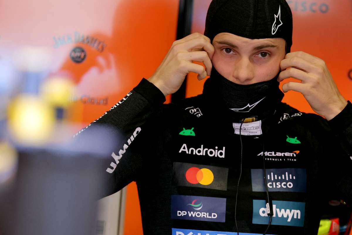 Oscar Piastri si Lando Norris conduc ultimele antrenamente libere in Spania