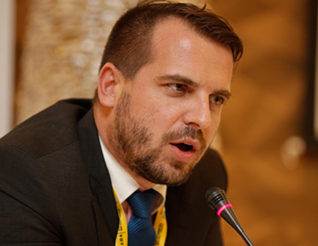 avocatul-radu-negru-dezvăluie:-bnr-și-afm-încalcă-patru-hotărâri-judecătorești-prin-persecutarea-familiei-talpoș