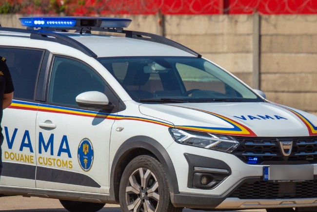 Acuzaii din interiorul Autoritii Vamale Corupie la Vama Bihor