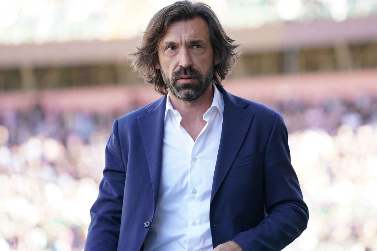 Andrea Pirlo semnaza din nou in liga a doua