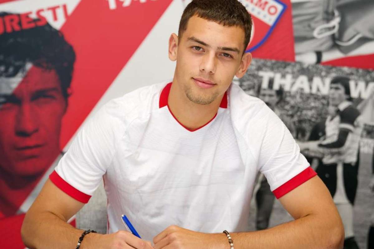 Dinamo a adu un atacant din Ucraina