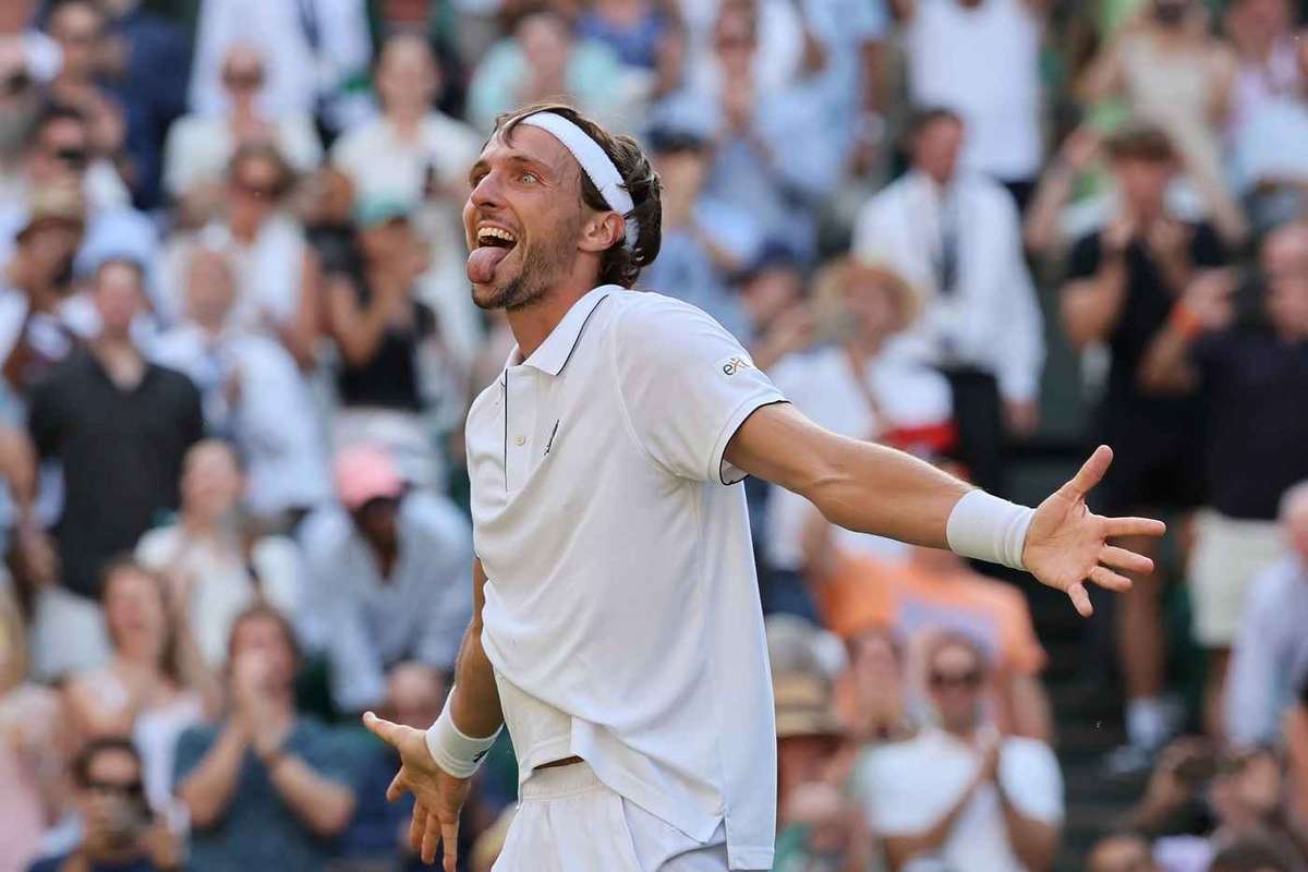 Inca o supriza la Wimbledon Eliminarea favoritului 3 dupa 5 ore