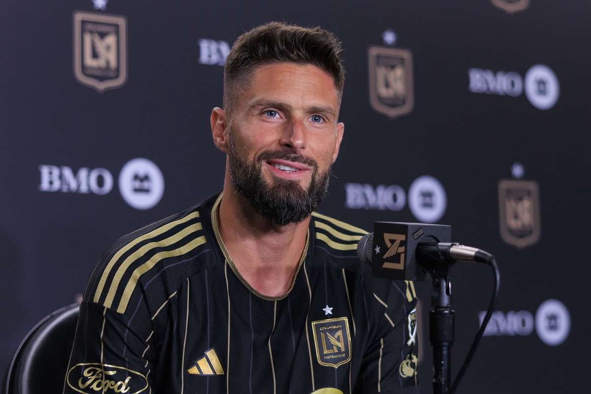 Olivier Giroud revine in Franta semneaza cu un club din Ligue 1