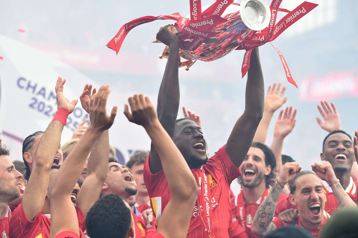 Real Madrid si Liverpool ar putea schimba jucatori in var