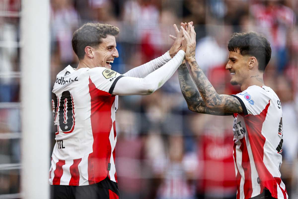 Dennis Man a debutat la PSV Eindhoven dar a fost schimbat la pauza