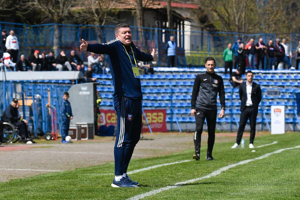 Dinamovistii si stelistii impart punctele in derby fara goluri