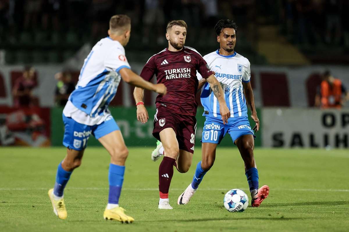 LIVE 2030 Univ Craiova FK Sarajevo Provocare dificila pentru oltenii lui Radoi Echipele de start