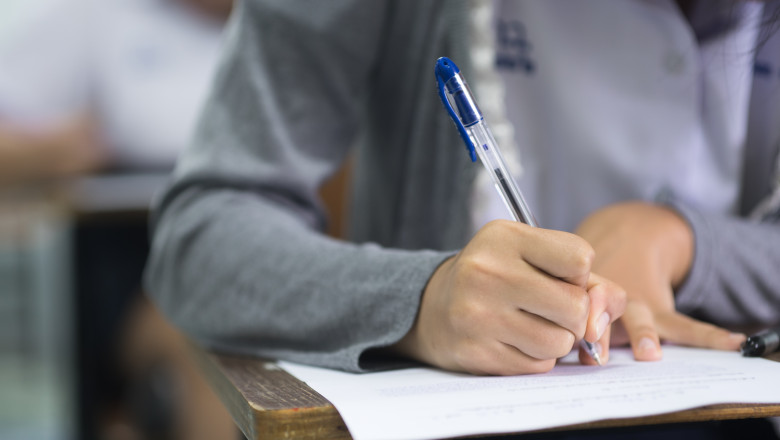 MEC a initiati consultarea pentru proiectele examenelor nationale