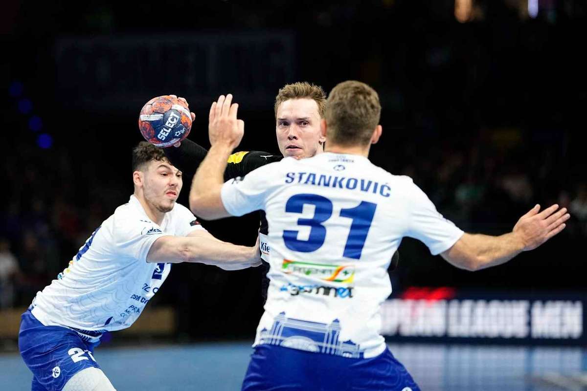 CSM Constanta a castigat clar in primul tur EHF