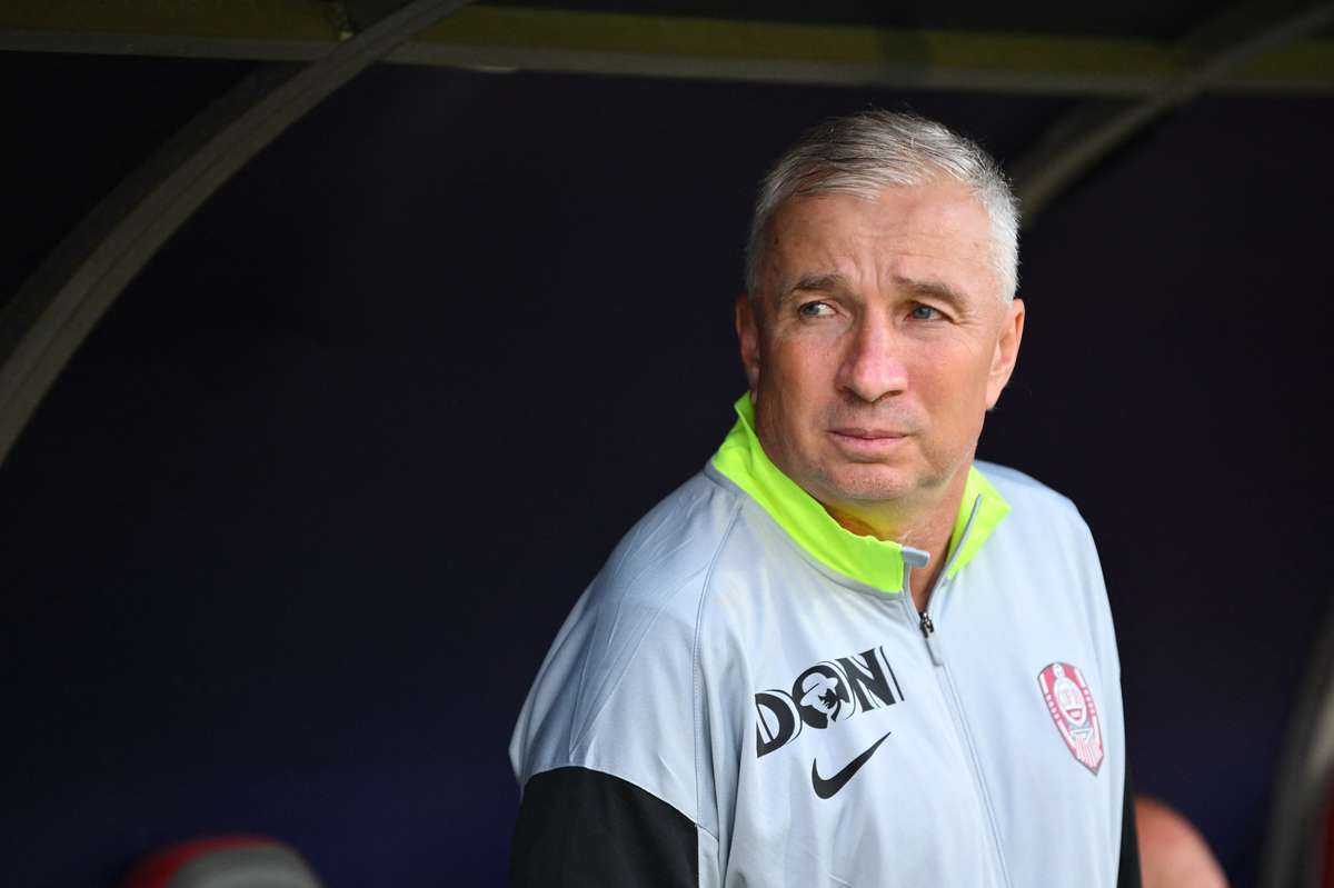 Dan Petrescu aproape de revenirea pe banca