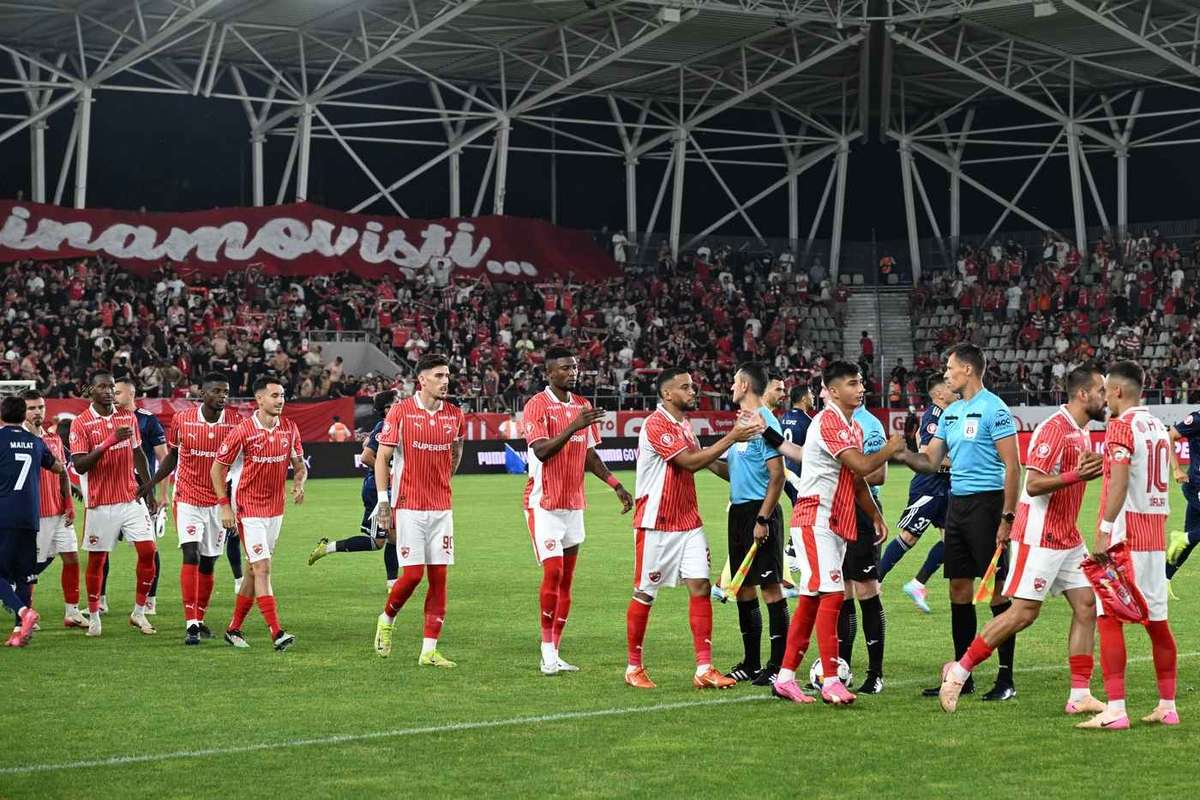 Dinamo e pe val dar fanii nu vin la stadion