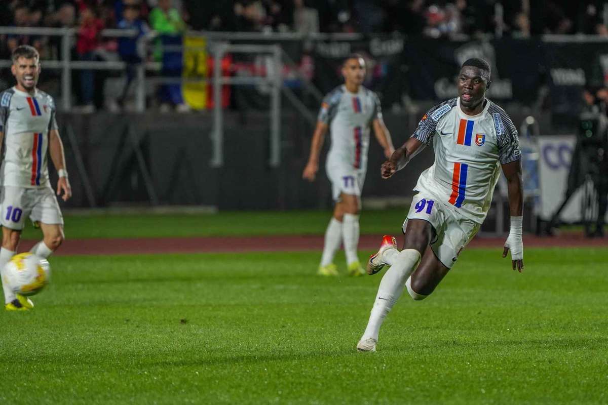 Infrangere severa pentru Steaua Clasamentul Ligii 2 dupa 7 etape