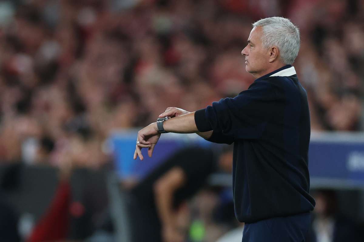 Sfarsit de drum pentru Mourinho la Fenerbahce