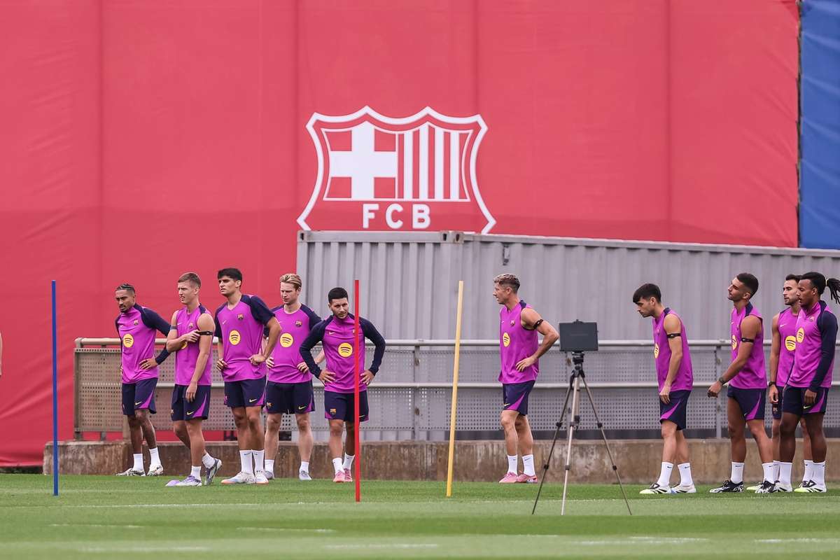 Un pusti de 19 ani va debuta pentru Barcelona cu Valencia