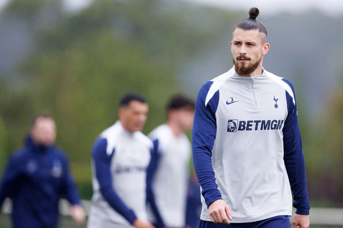 pas important spre recuperare radu dragusin a avut antrenament la tottenham