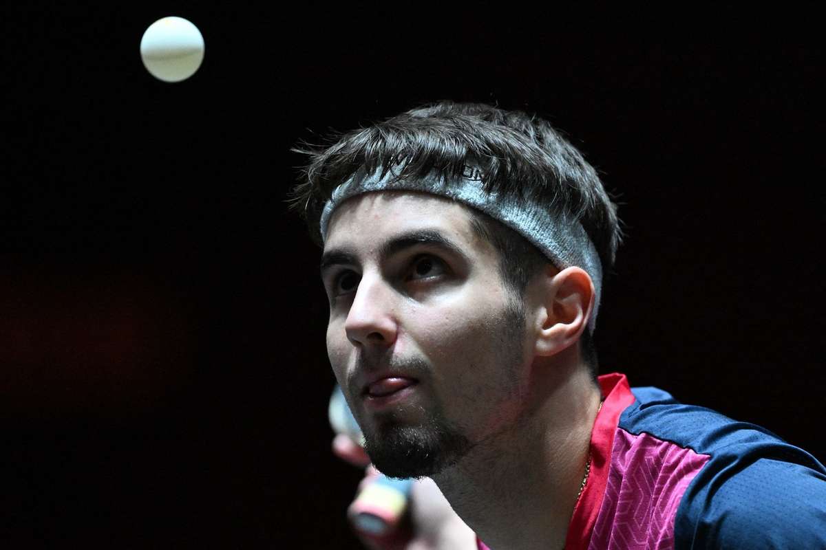 Echipa masculina de tenis de masa a Romaniei invinsa in finala
