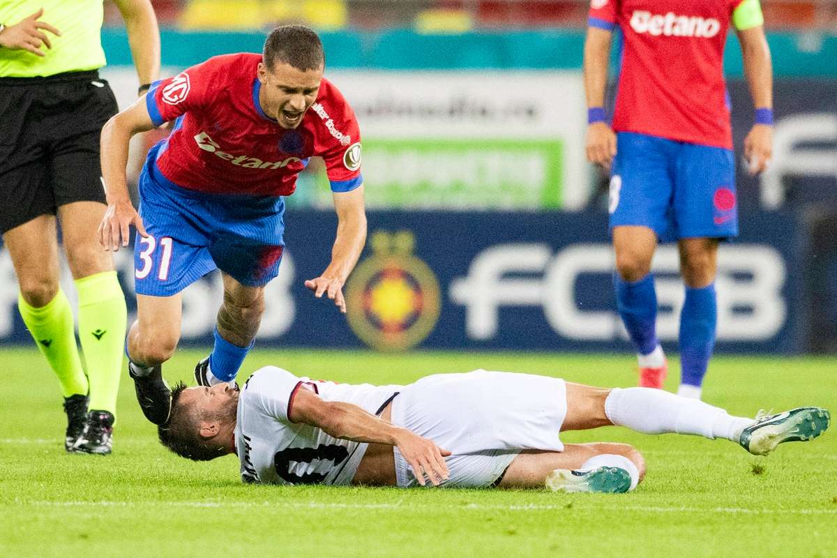 FCSB lovita de ghinion Un jucator s a accidentat