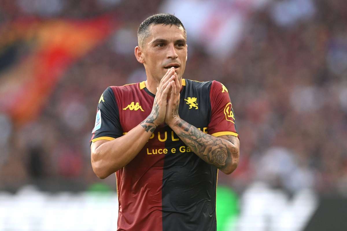 Genoa si Lucescu mai asteapta Stanciu nu revine acum