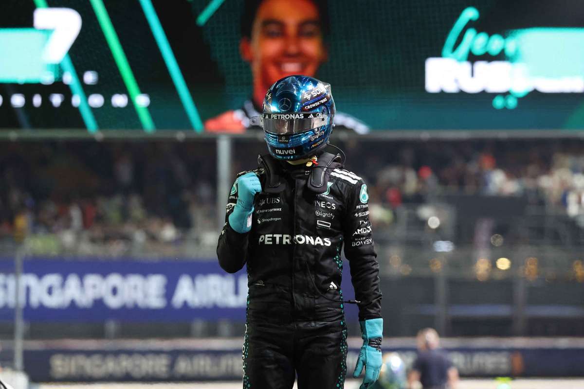 Russell aduce Mercedes pe primul loc in Singapore Verstappen doi