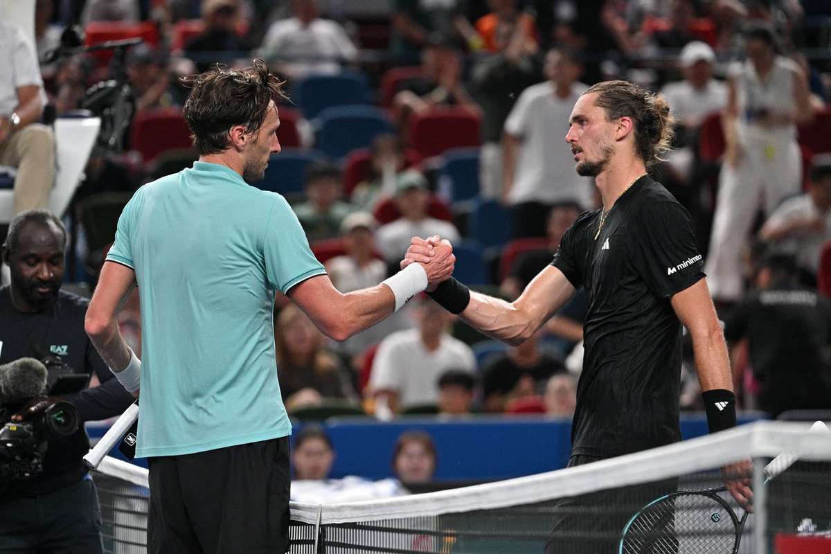 Surpriza in China Favoritul trei eliminat la Mastersul Shanghai
