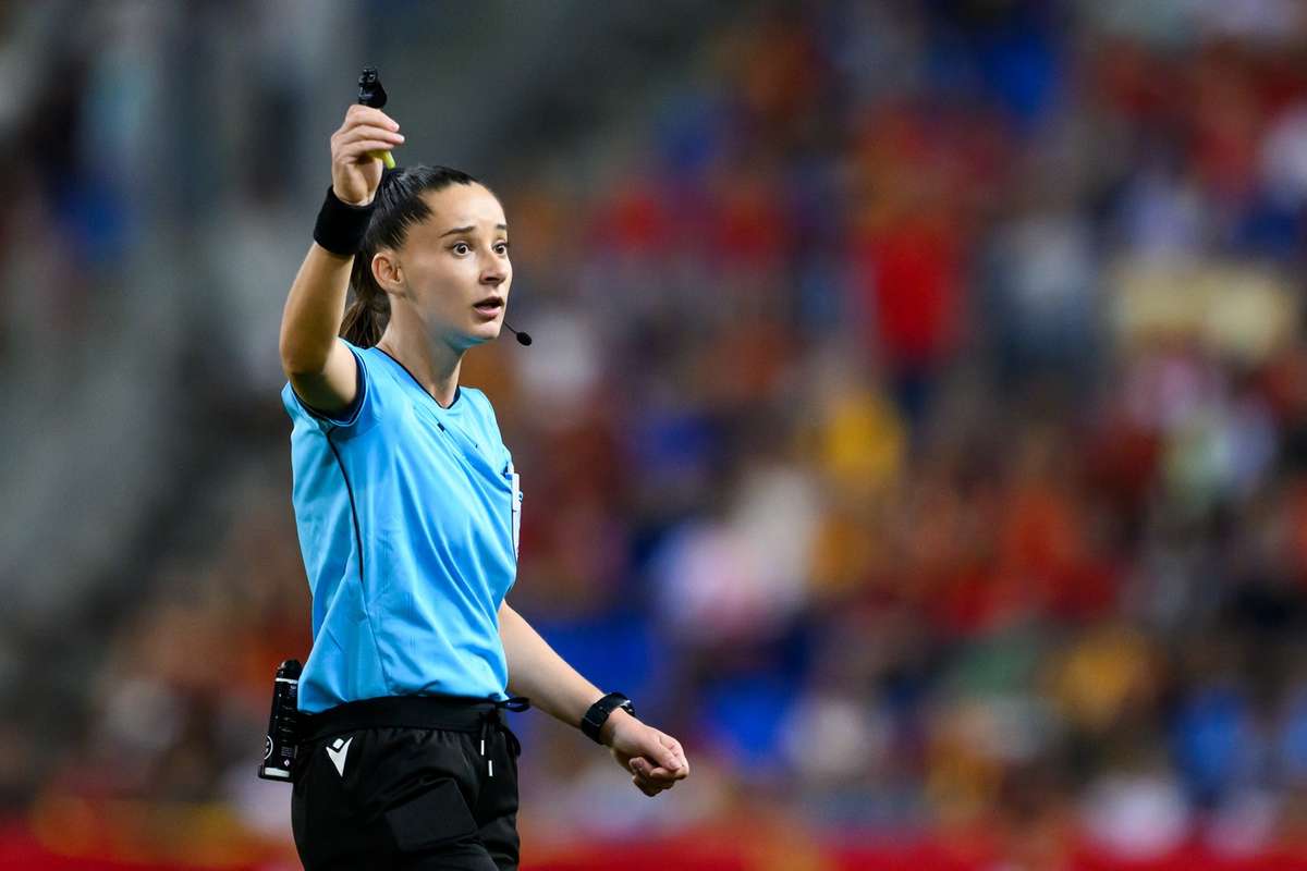 Brigada de arbitri romana la finala UEFA Womens Nations League