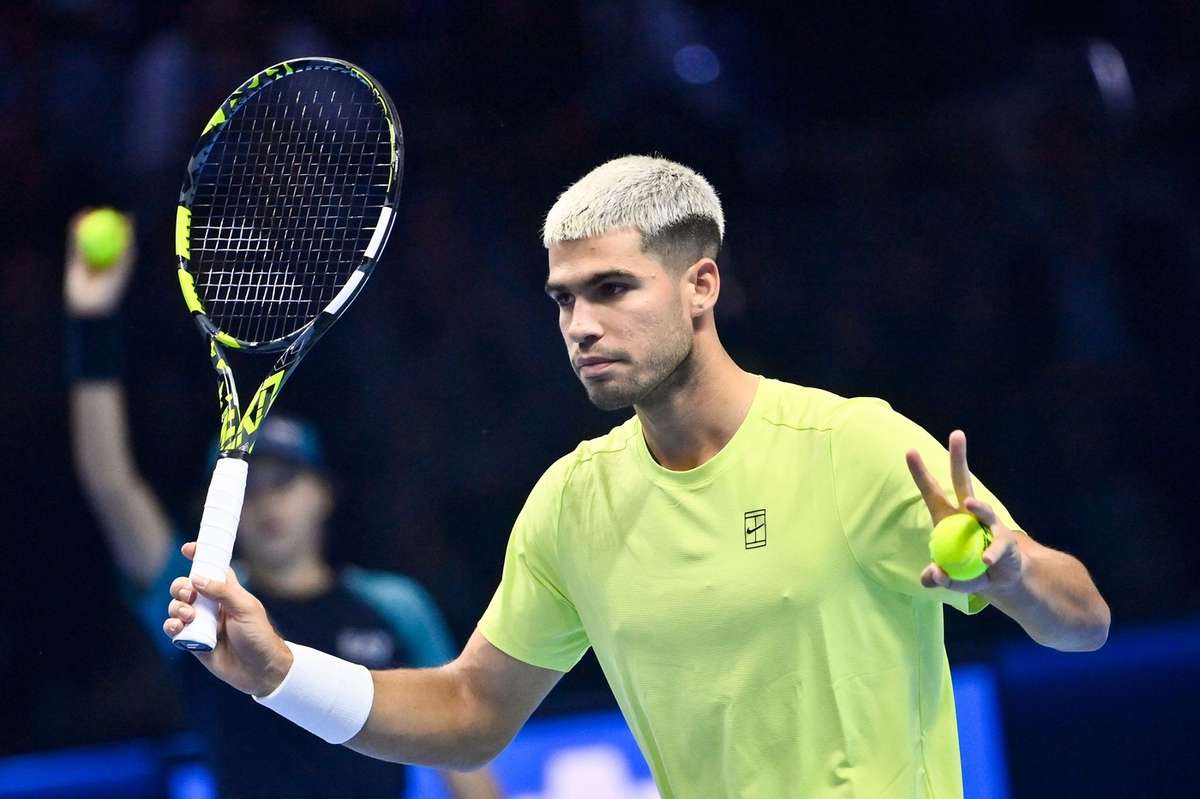 Trackerul de Tenis Alcaraz si Fritz duel la Turneul Campionilor