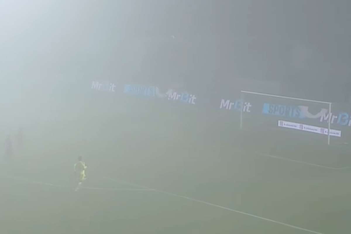 VIDEO Gol fantoma marcat din mijlocul terenului