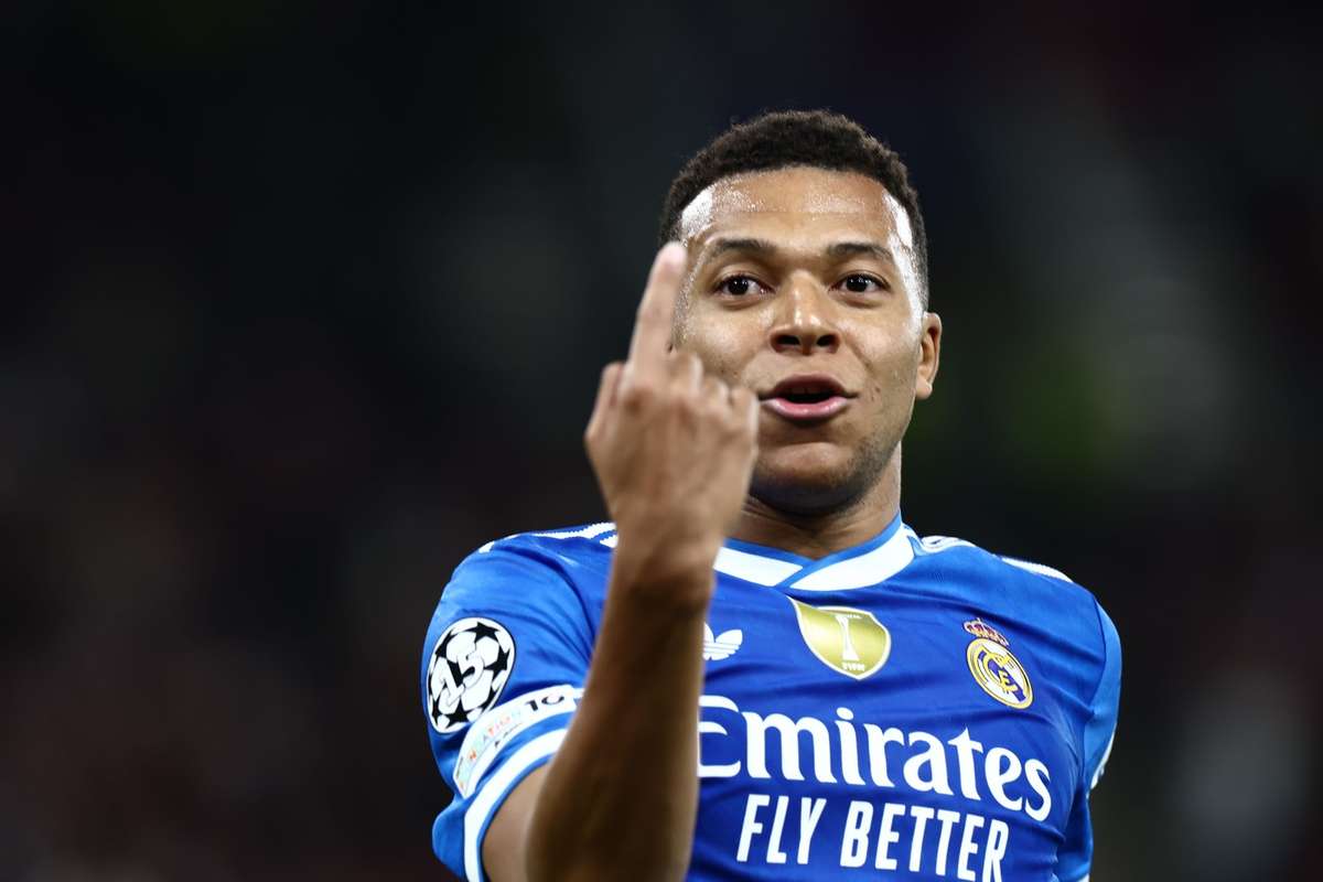 VIDEO Hat trick in sub 7 minute Mbappe in istorie