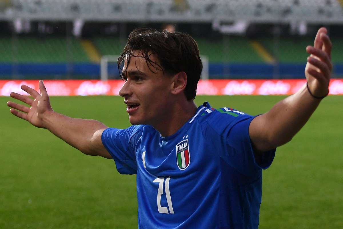 VIDEO Pisilli gol spectaculos pentru Under 21