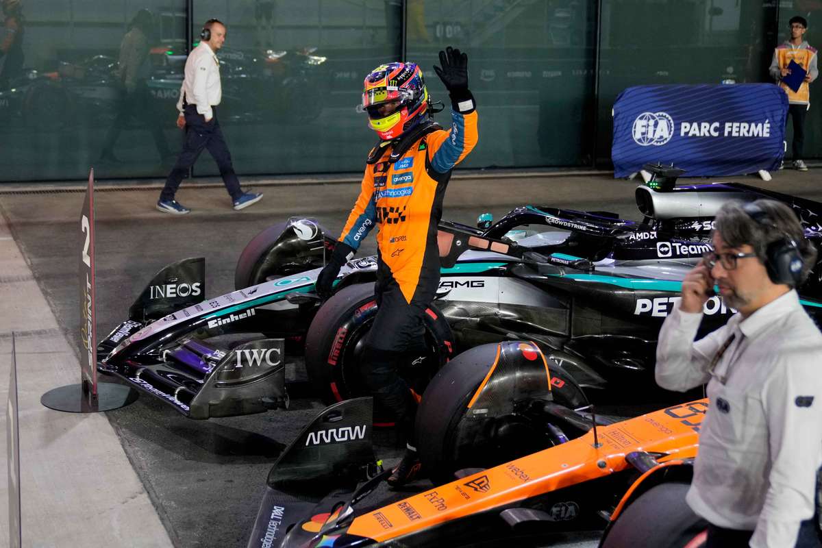 oscar piastri castiga pole position pentru cursa sprint din qatar norris pleaca al treilea