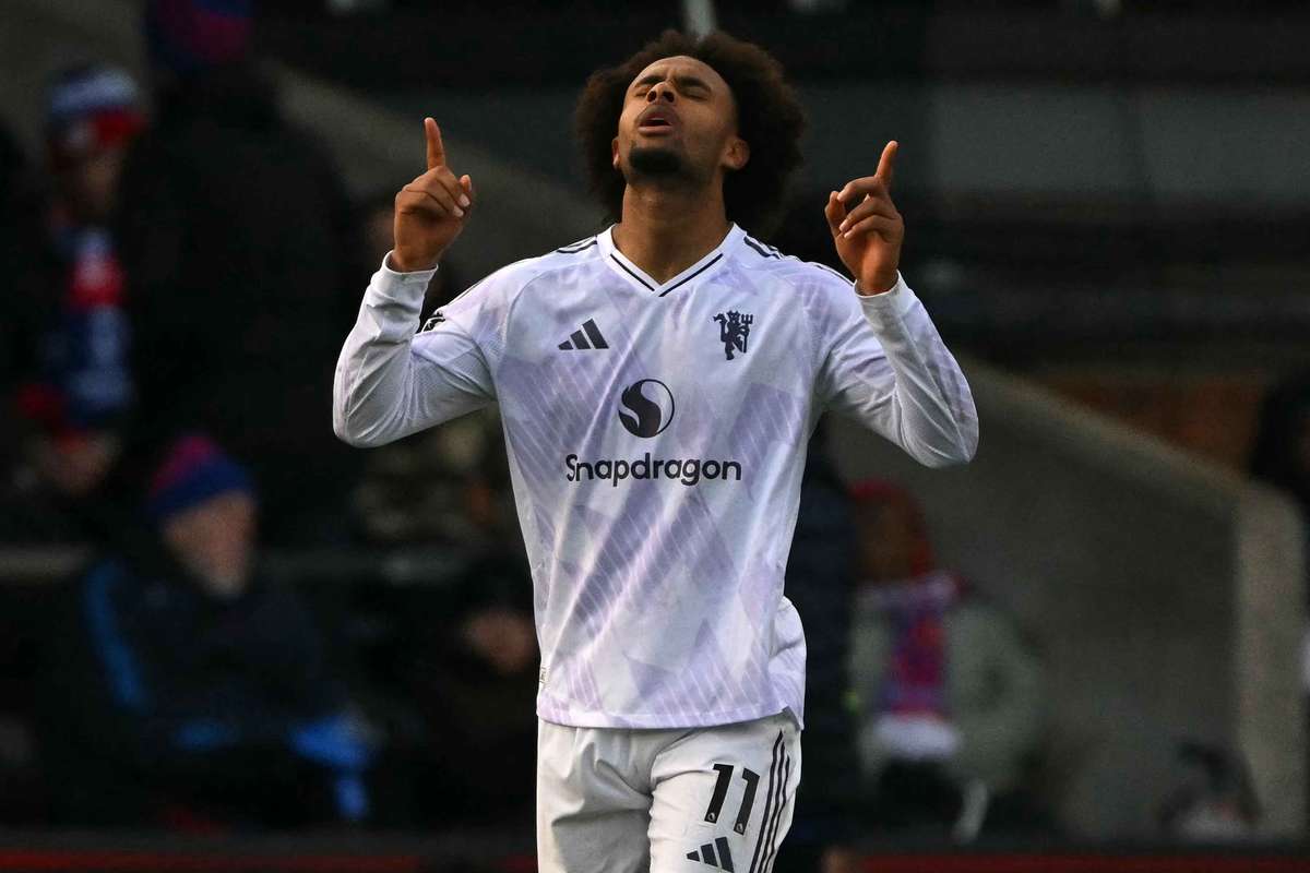 Manchester United invinge Crystal Palace dupa aproape trei ani