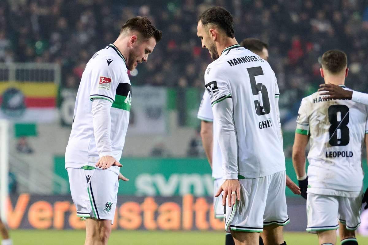 Meci dramatic pentru echipa lui Virgil Ghita Hannover a primit doua goluri in prelungiri