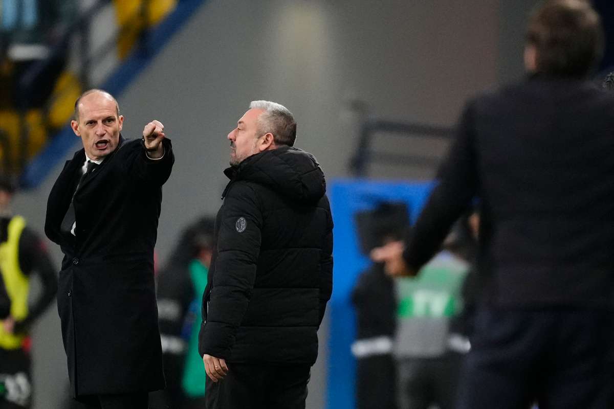 Napoli il acuza pe Allegri de atac scapat de sub control