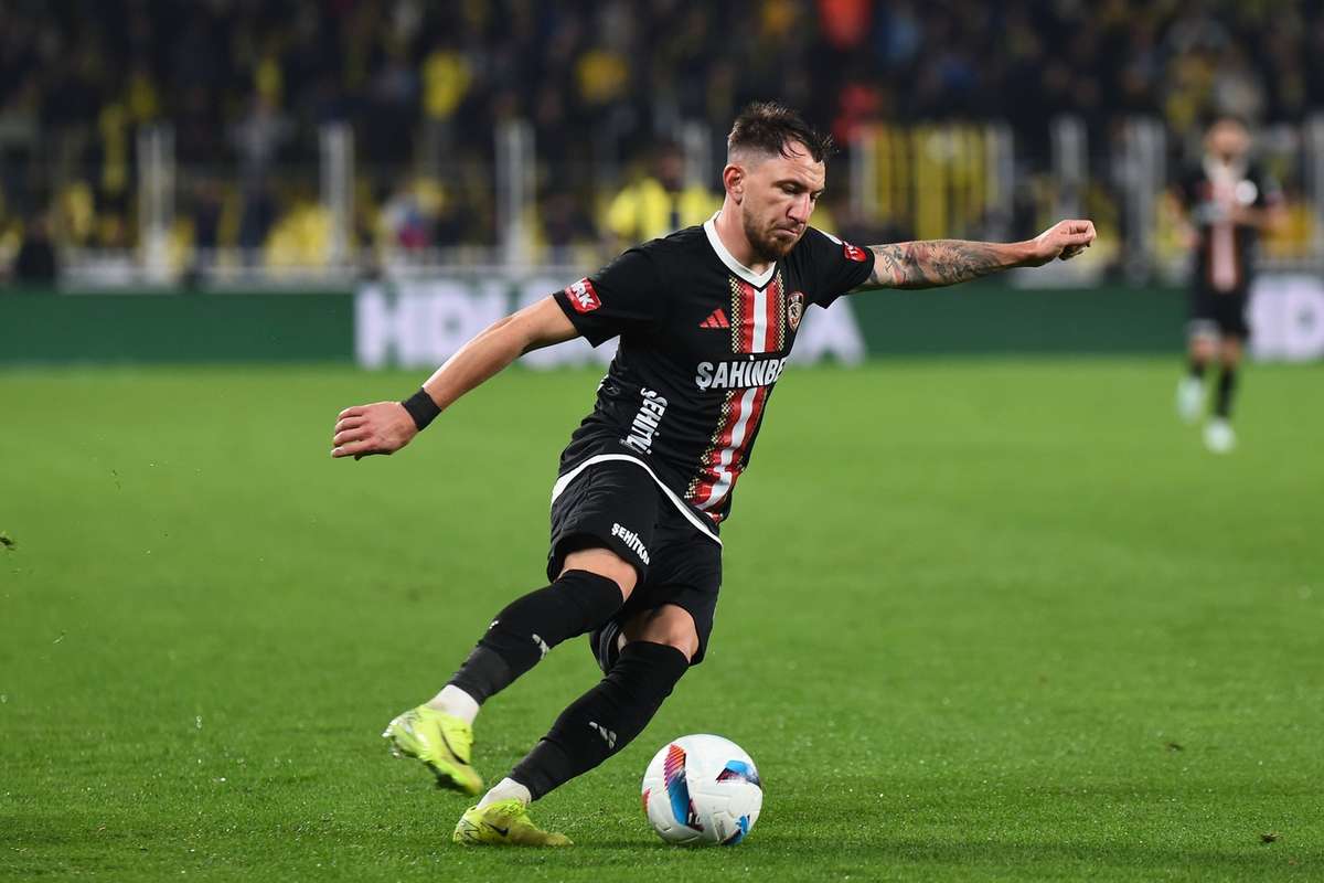 VIDEO Gol incredibil marcat de Sorescu in Cupa Turciei