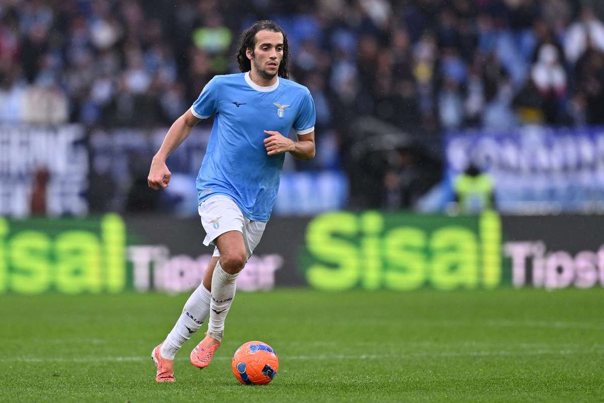 FCSB va intalni o echipa ce transfera un mijlocas fost la Arsenal